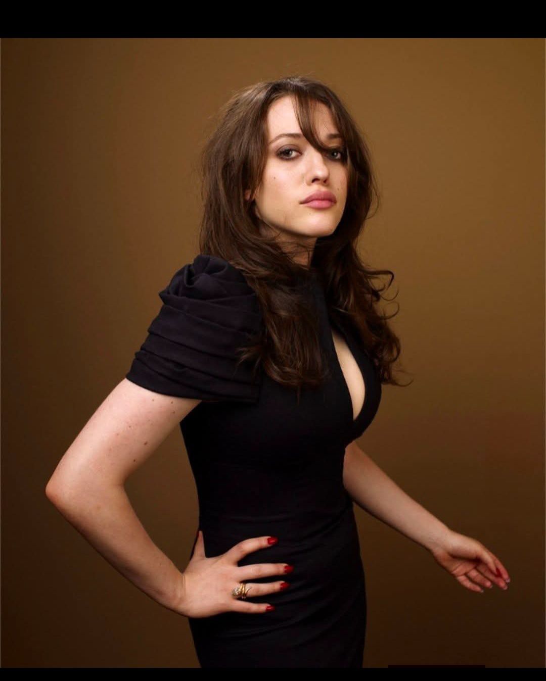 kat dennings brown dress What a comeback story 😭 became one of the most recognizable sitcom stars of the 2010s playing Max Black on 2 Broke Girls, alongside Beth Behrs as Caroline Channing. The Black Velvet Dress with Shoe Size:9.5M dress_style::Sheath Instagram