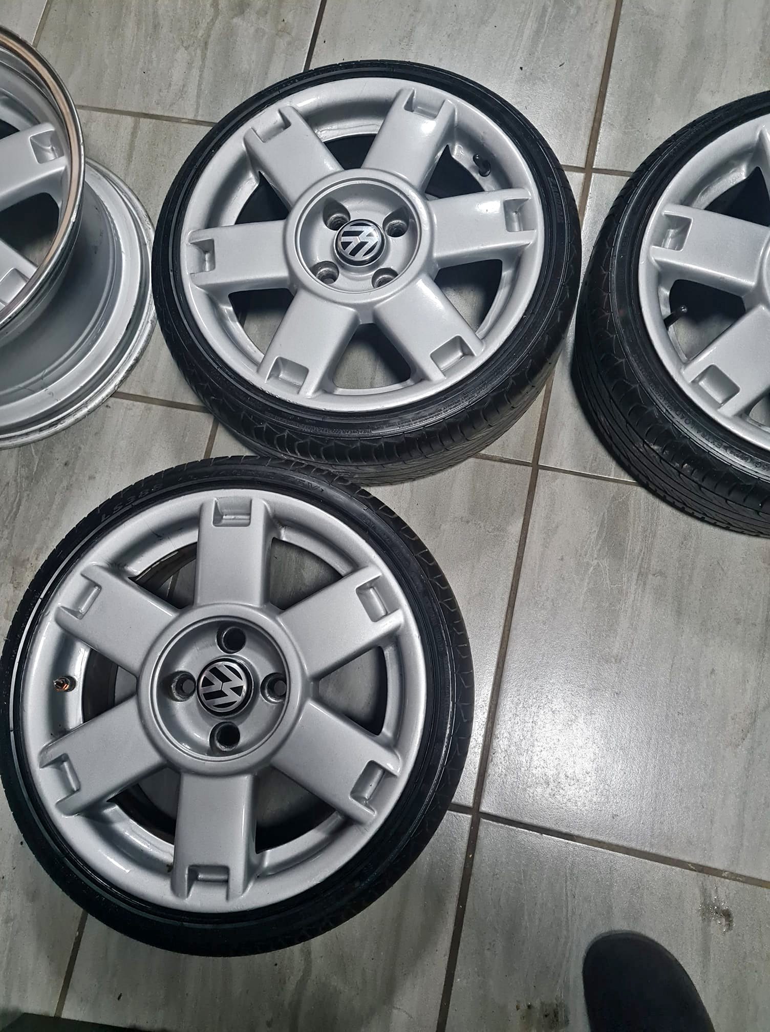 15 velos with new 165 40 15