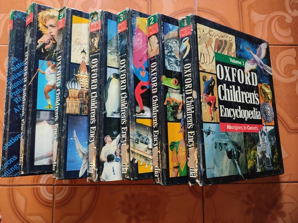 Oxford children's encyclopedia 7 volume set for sale