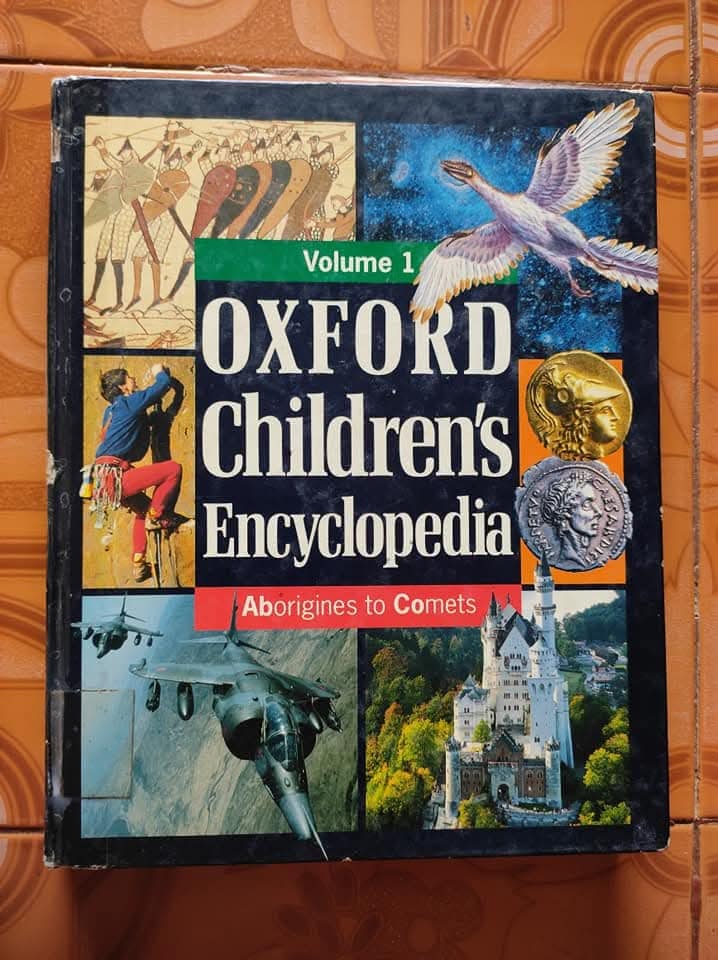 Oxford children's encyclopedia 7 volume set for sale