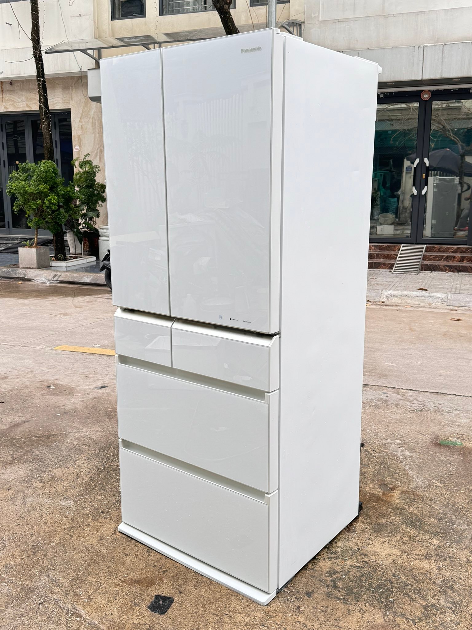パナソニック ノンフロン冷凍冷蔵庫 NR-F618XG-N