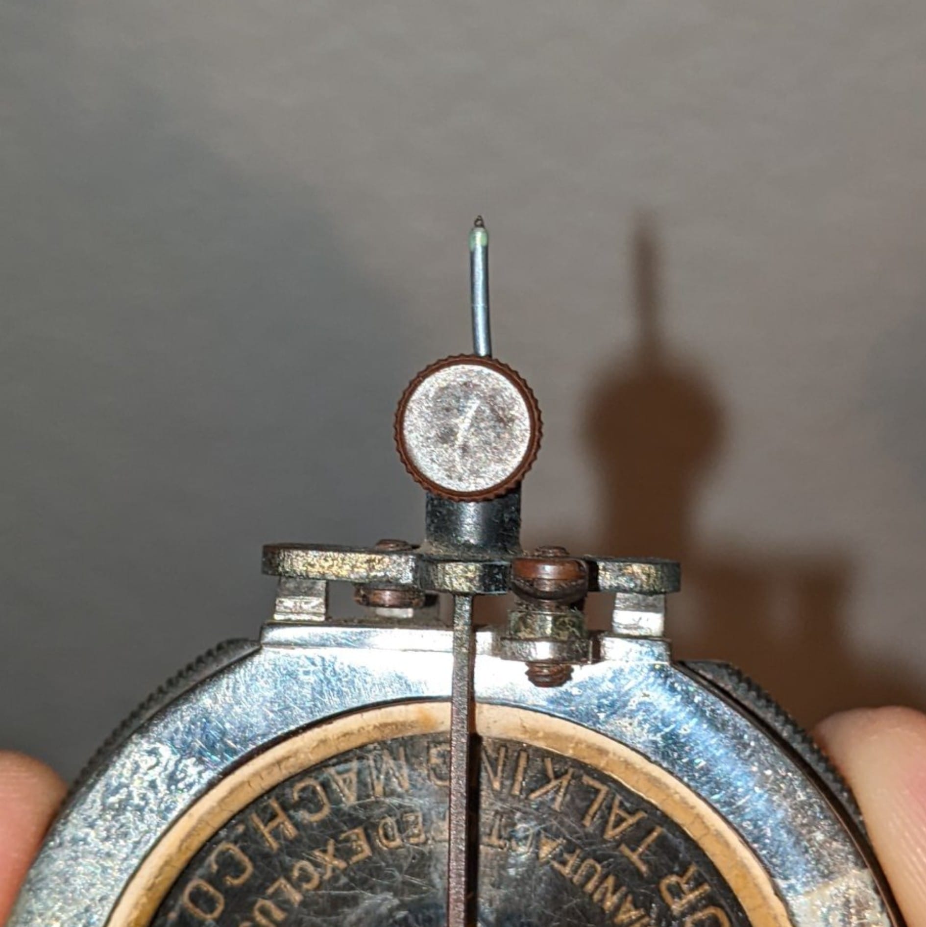 Can a diamond or sapphire stylus be used in a Victrola Exhibition