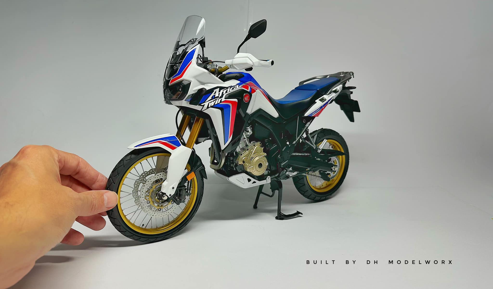Tamiya 1:6 scale Honda CB1100R motorcycle kit