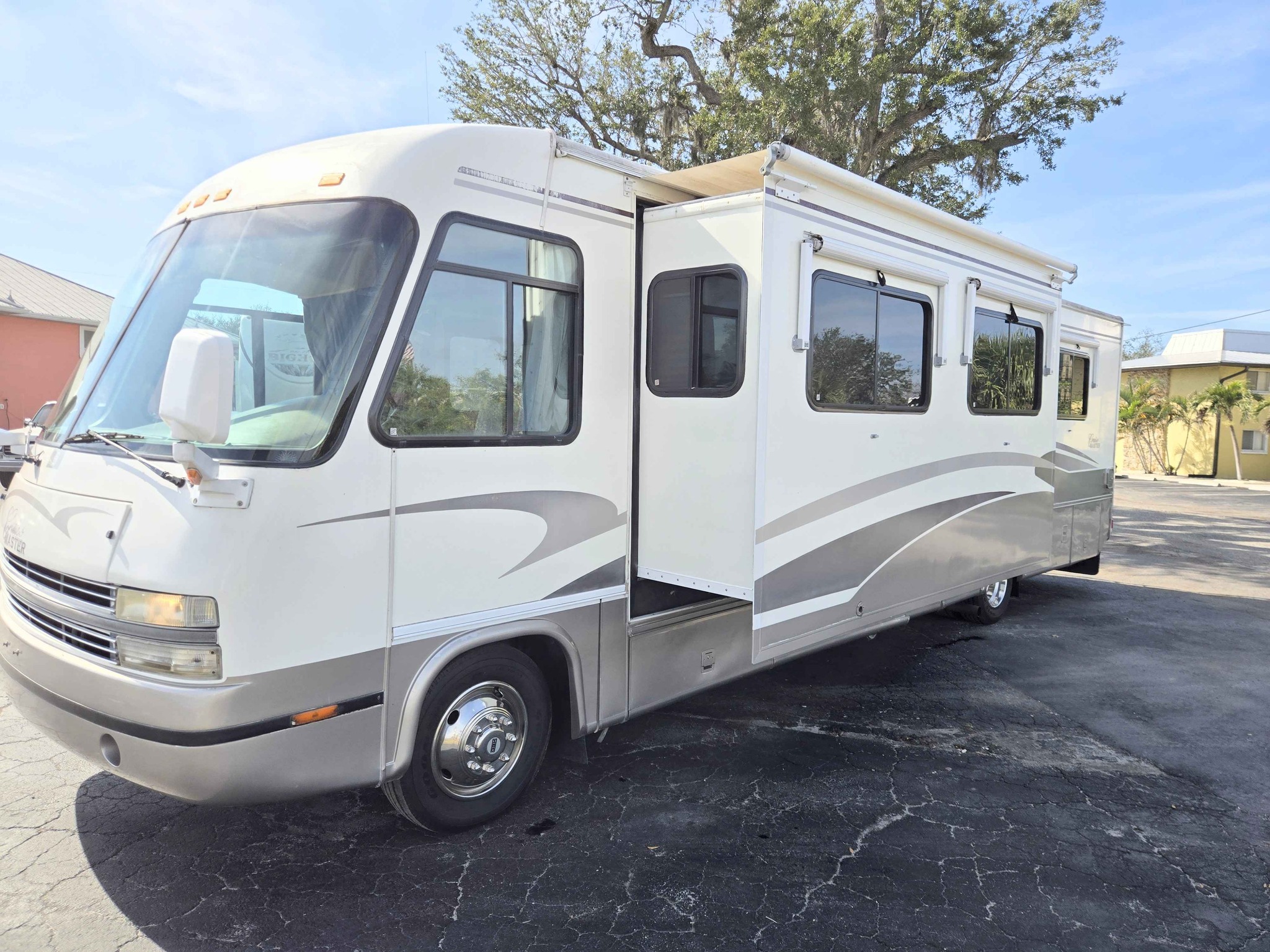 2002 Georgie Boy cruise master 3501ds - RVs & Campers - Charlotte ...
