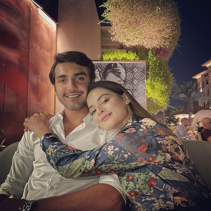 Digital - Minal Khan Share Unseen Pictures From Her Honeymoon ...