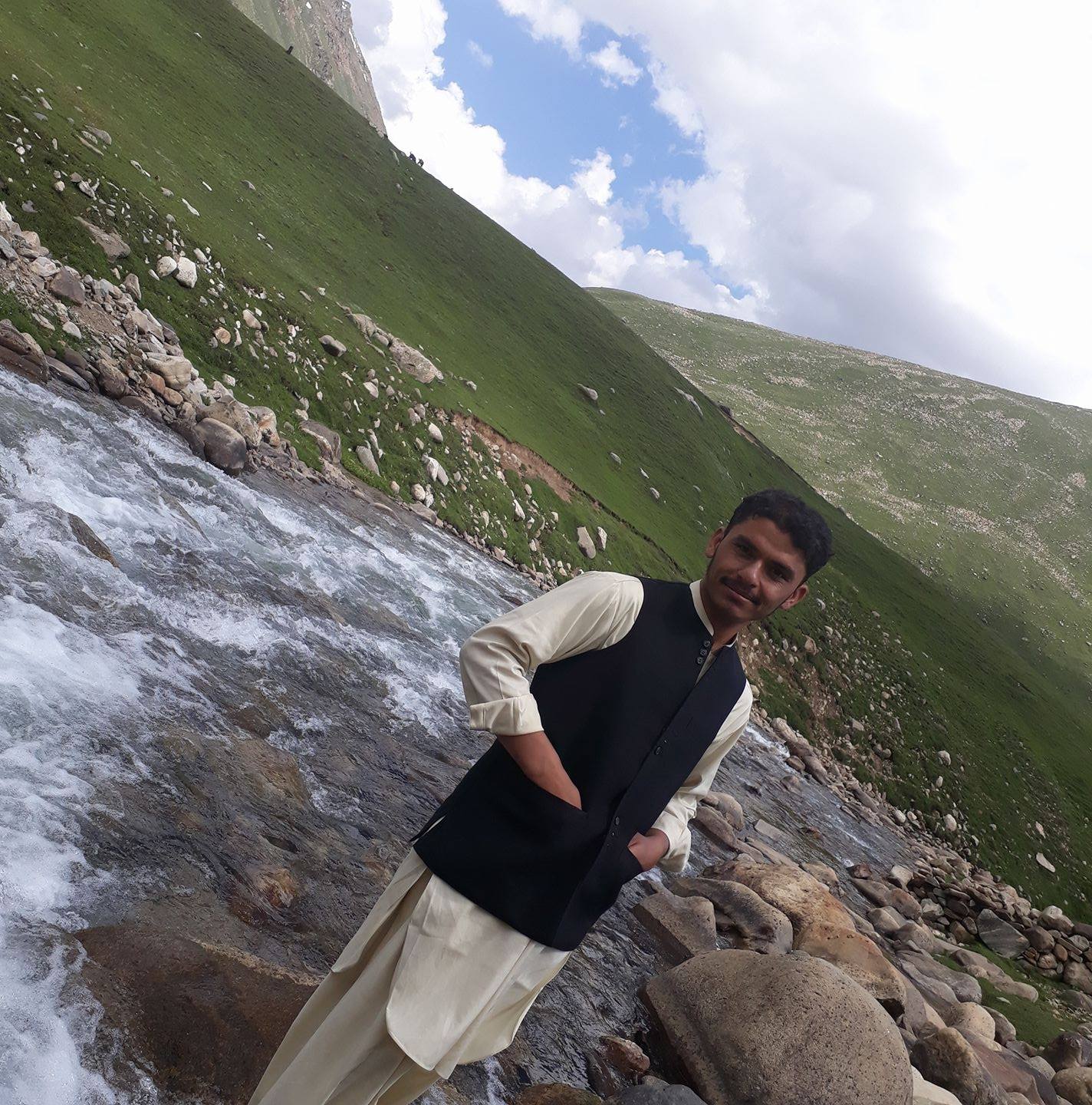 Niamat Khan