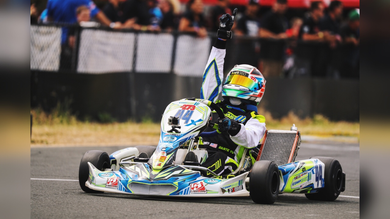 PMT Designs Custom... - PMT Designs Custom Helmet Painting