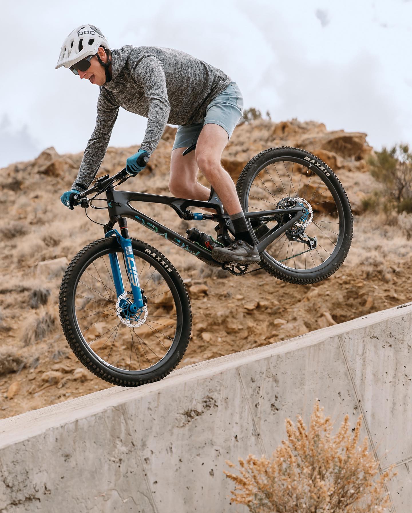 Revel Bikes - The Ranger has 115mm of CBF rear suspension...