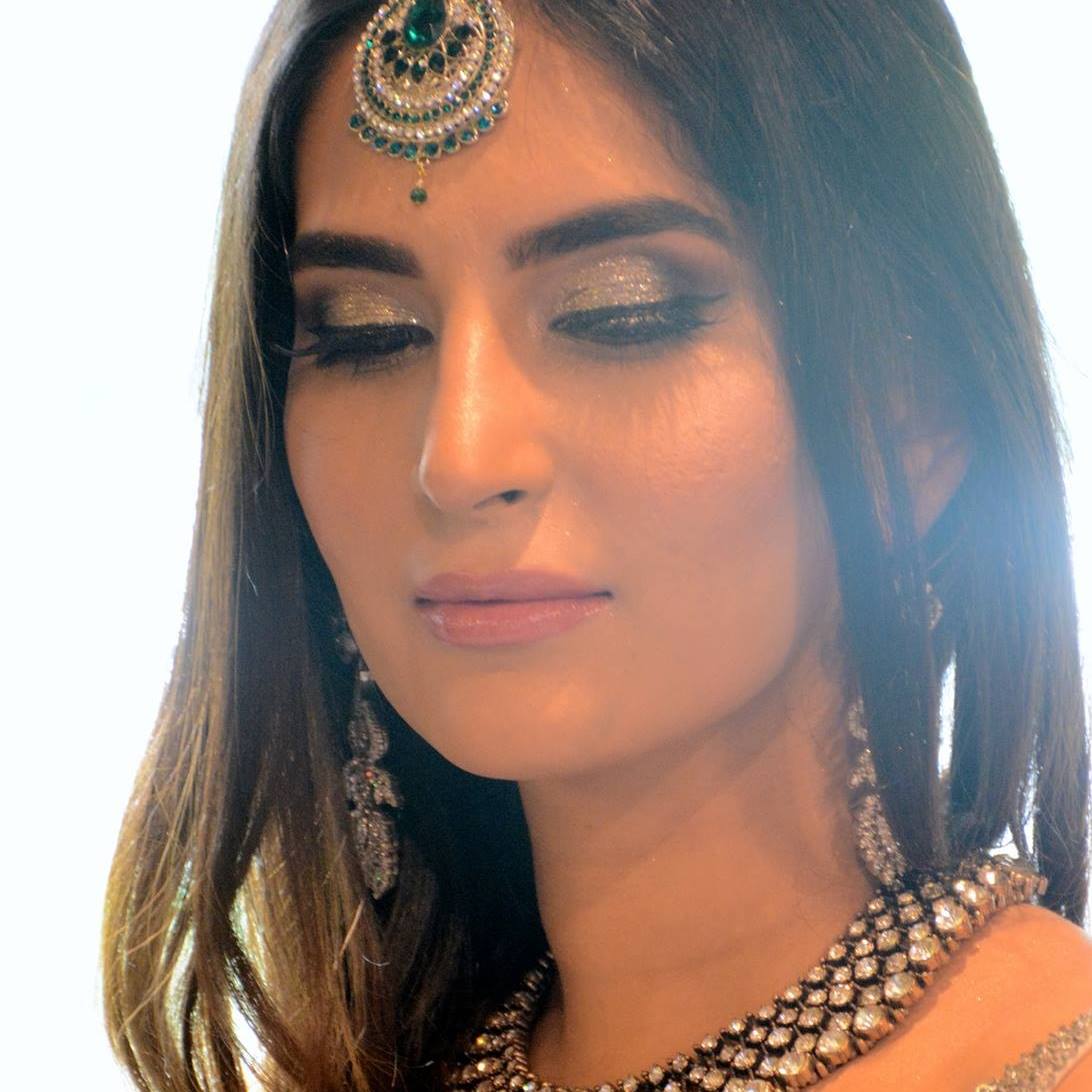 AnushayKhan The Beauty... - AnushayKhan The Beauty Salon