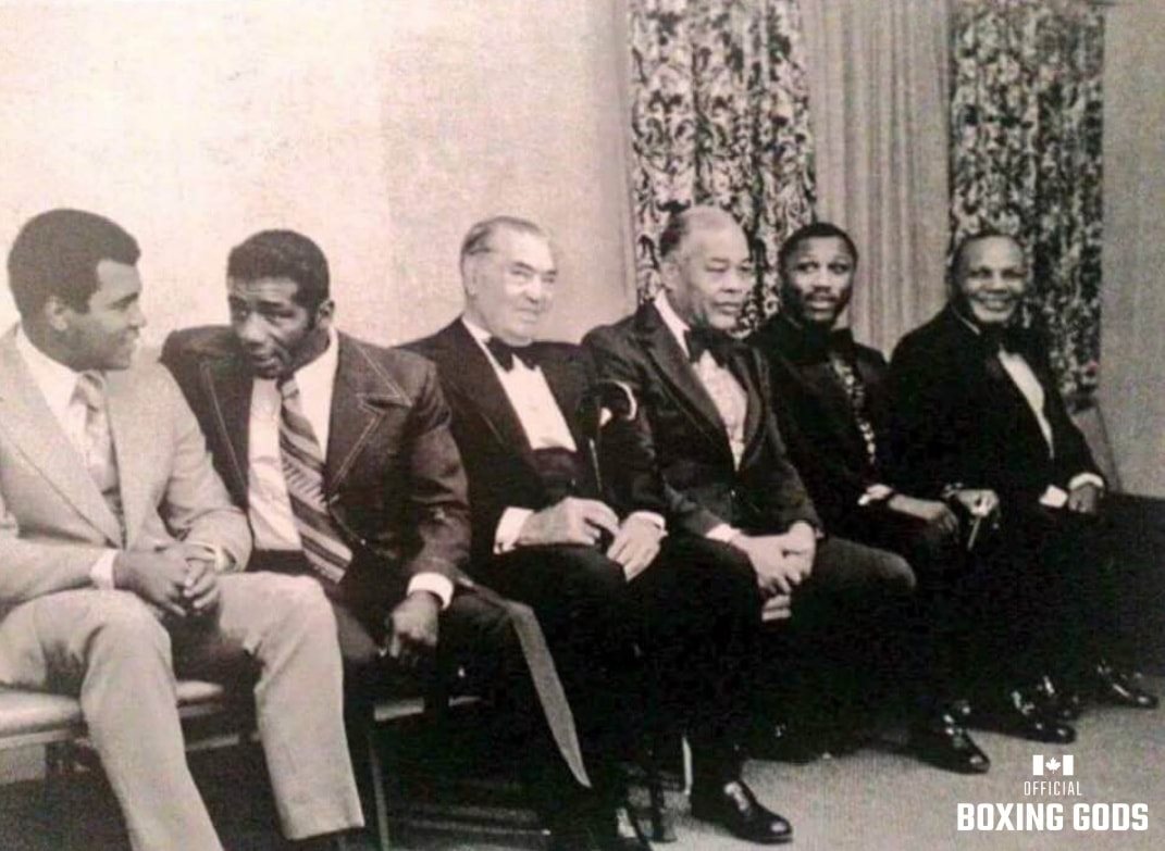 Boxing - This monumental photo showcases some of the very best ...