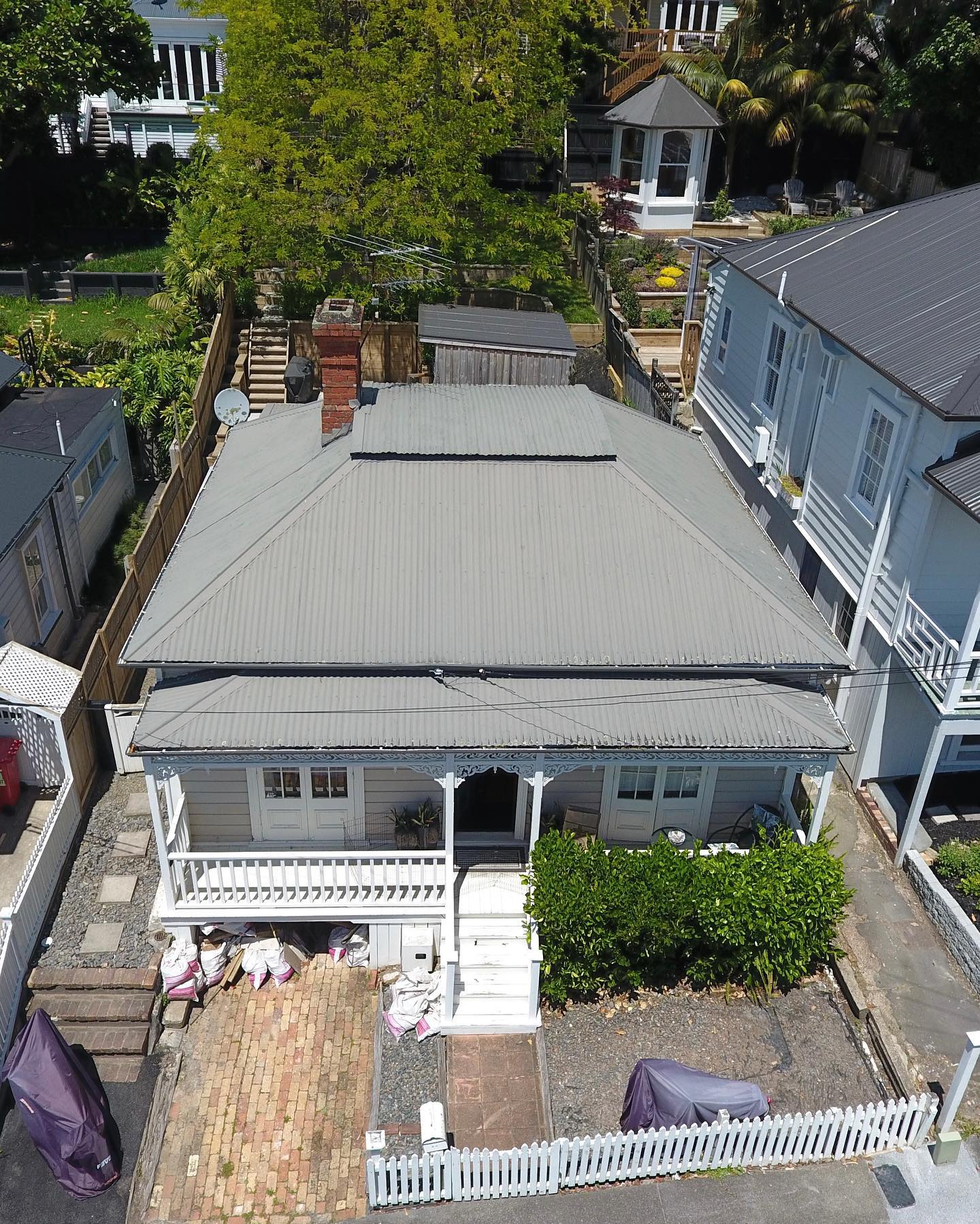 Check out this before and... - Complete Roofing Solutions