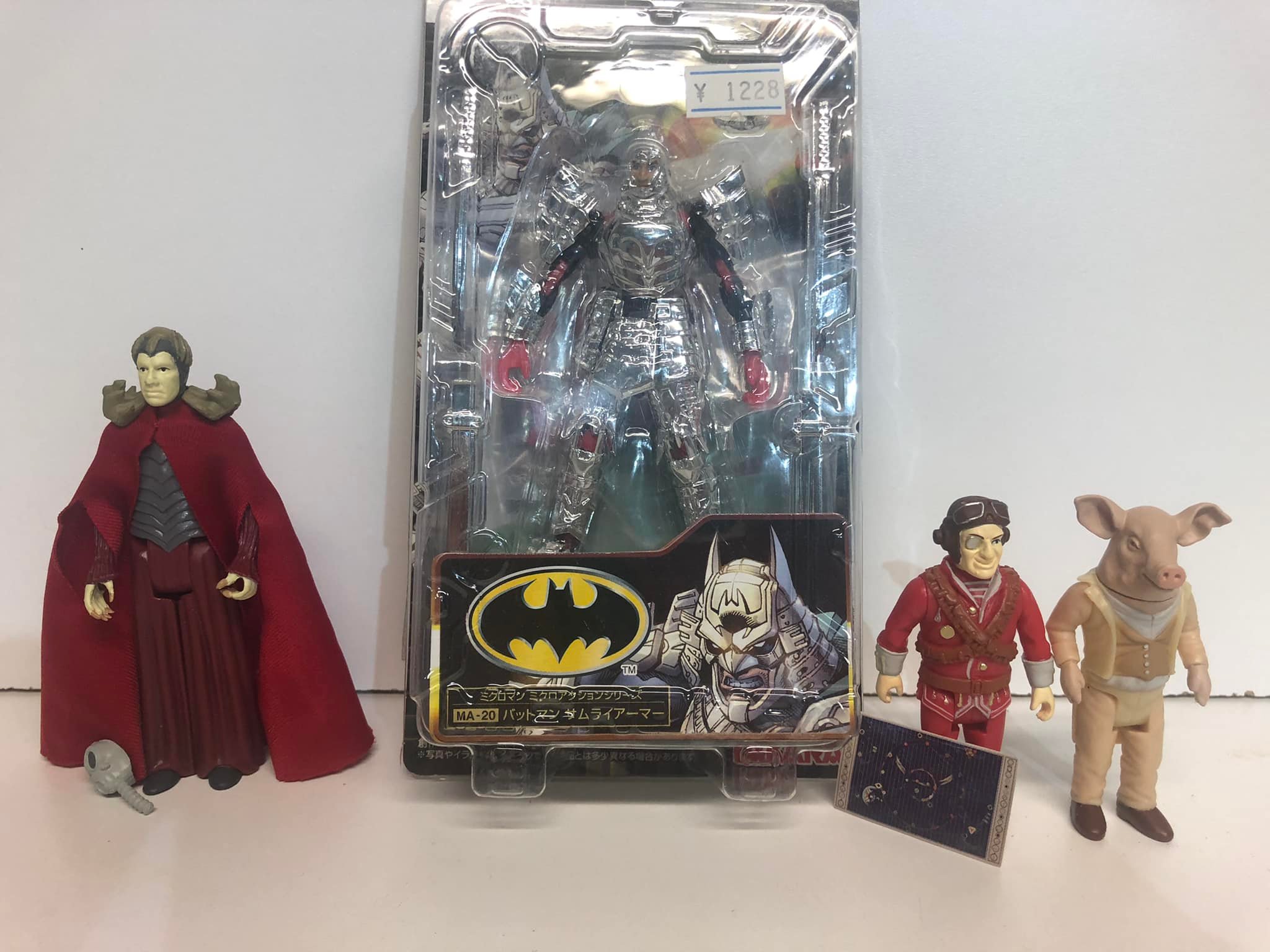 Total Justice action figures arrive