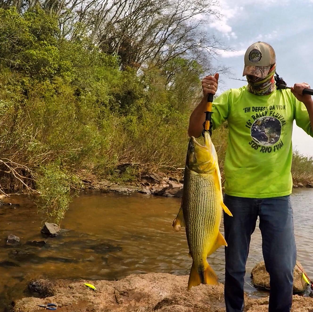 Aquela saudade de ter um desses na... - Charlie's Fishing