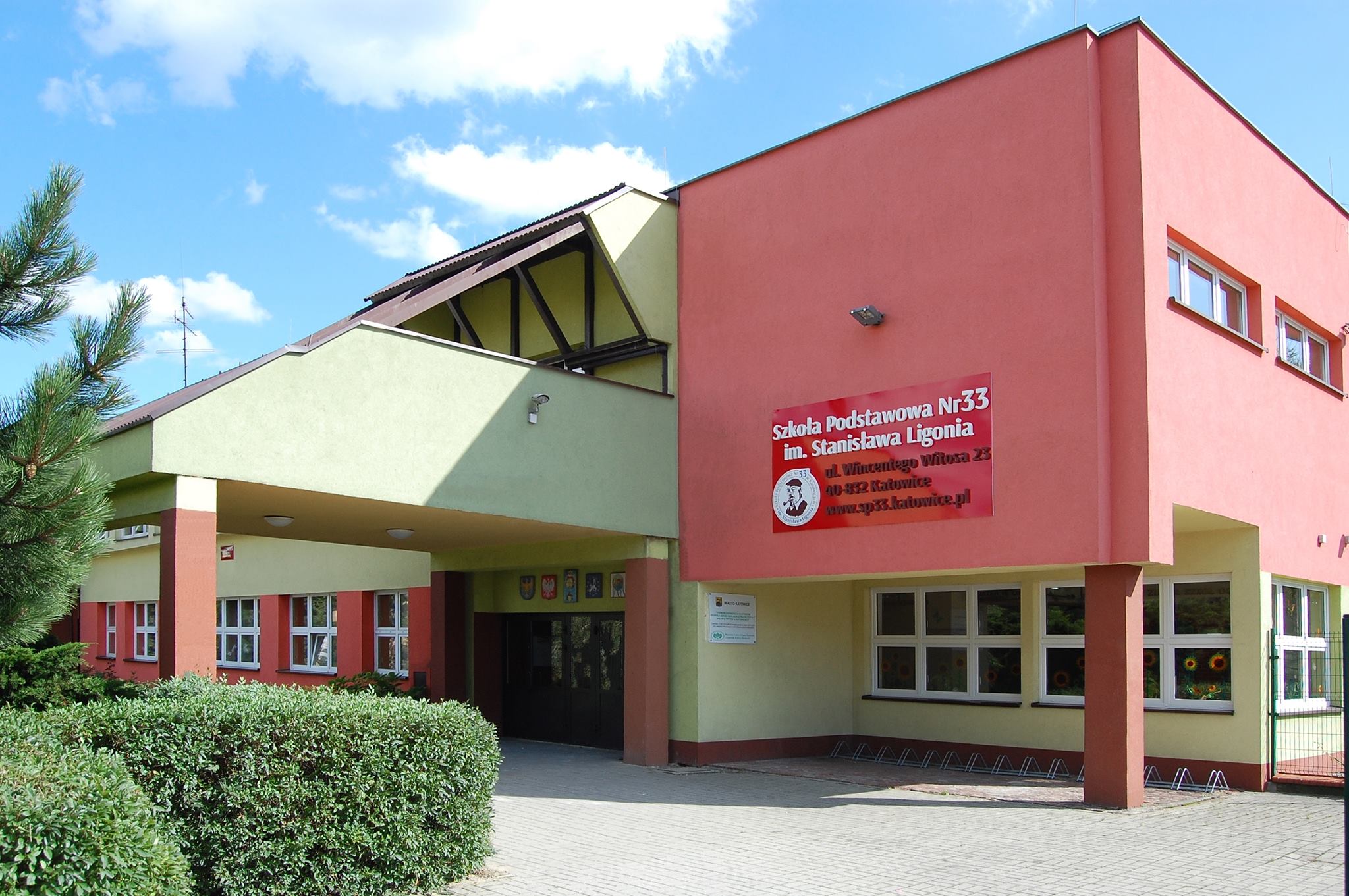 szkola-podstawowa-nr-3-im-kawaler-w-orderu-u-miechu-w-myslowicach