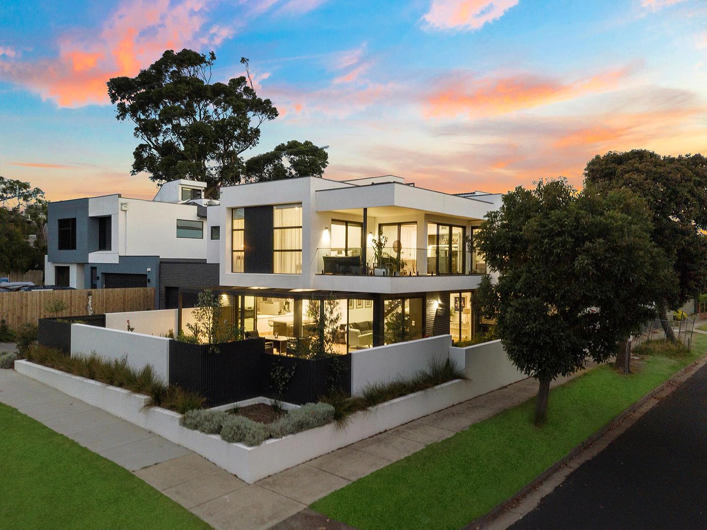 Design Window Solutions - What a beautiful glass house, maximising ...