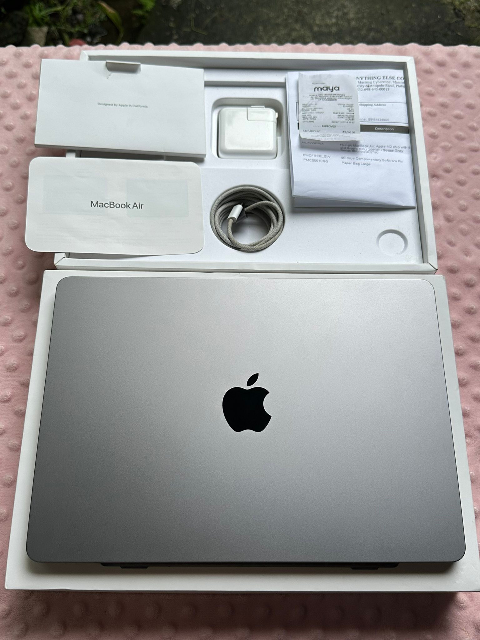 macbook air m2 2022 100 battery 28 cycle count 16gb 256gb ssd