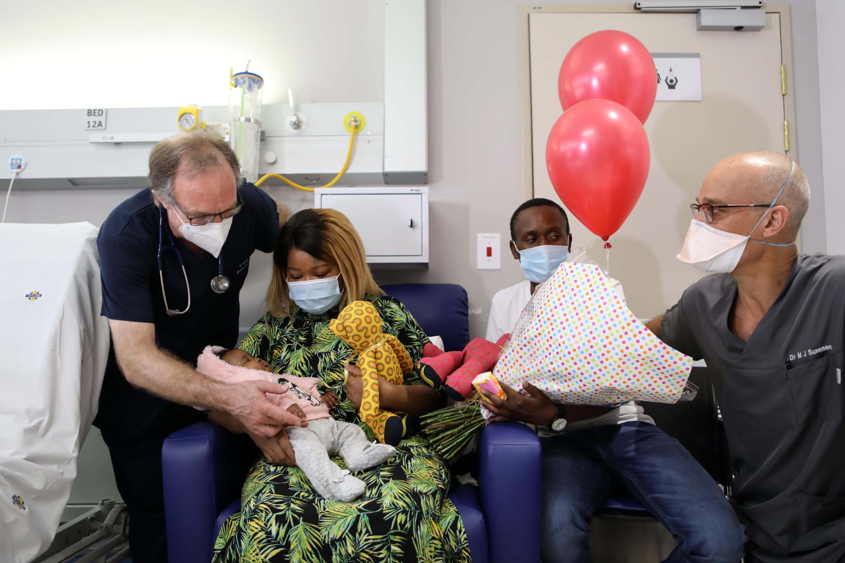 Netcare - Dr Paul Williams, pulmonologist intensivist (left) and Dr ...
