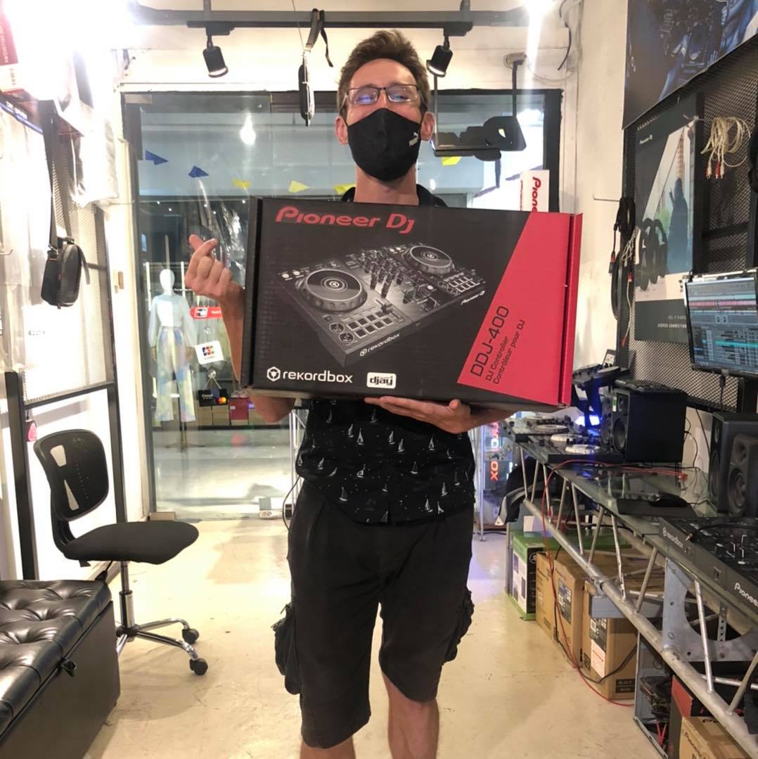 DJ Lab Siam - สงกรานต์ร้านเปิดให้บริการตามปกติครับเข้ามาลอง... | Facebook
