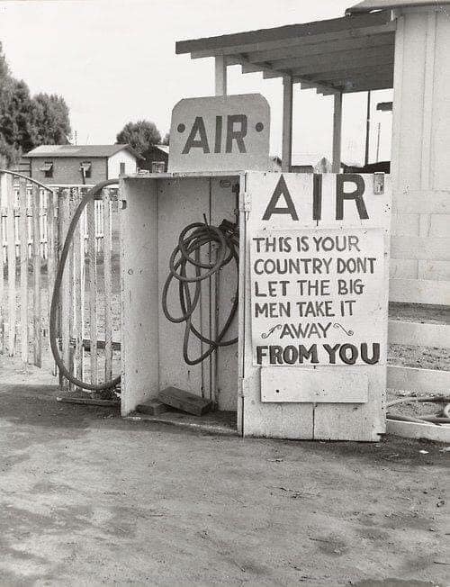 Free air (and free advice). 1938, Kern County, California by