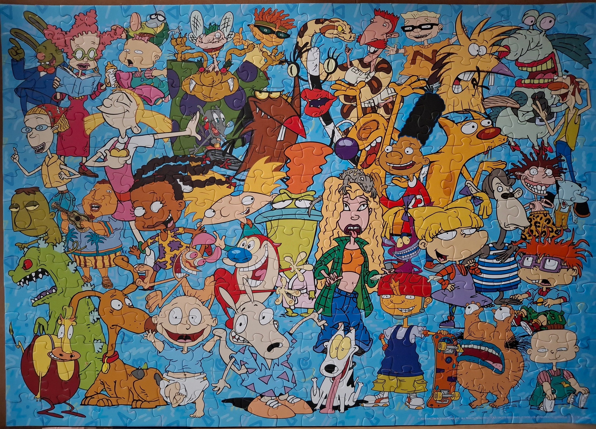 Building a 90s themed jigsaw puzzle with 300 pieces