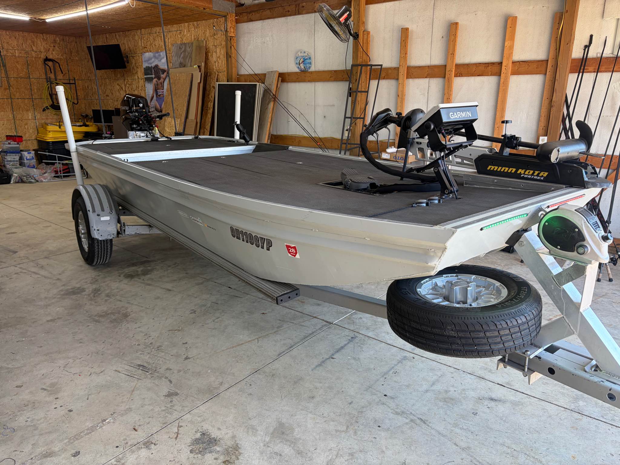 1652 All-Welded Heavy Duty Jon Boat – Fully Loaded, LiveScope, Power ...