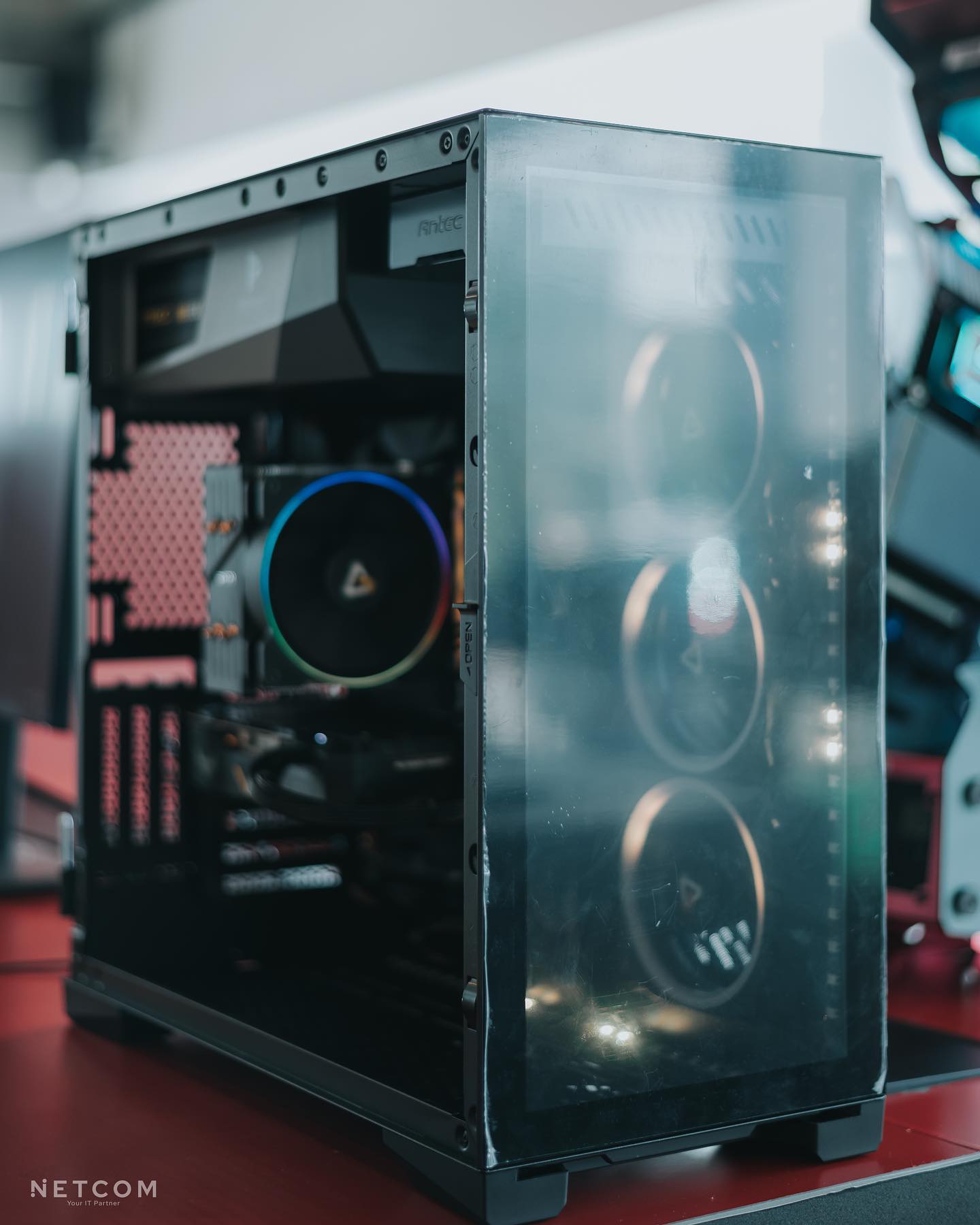 The prefect casing to showcase... - Netcom Computer House
