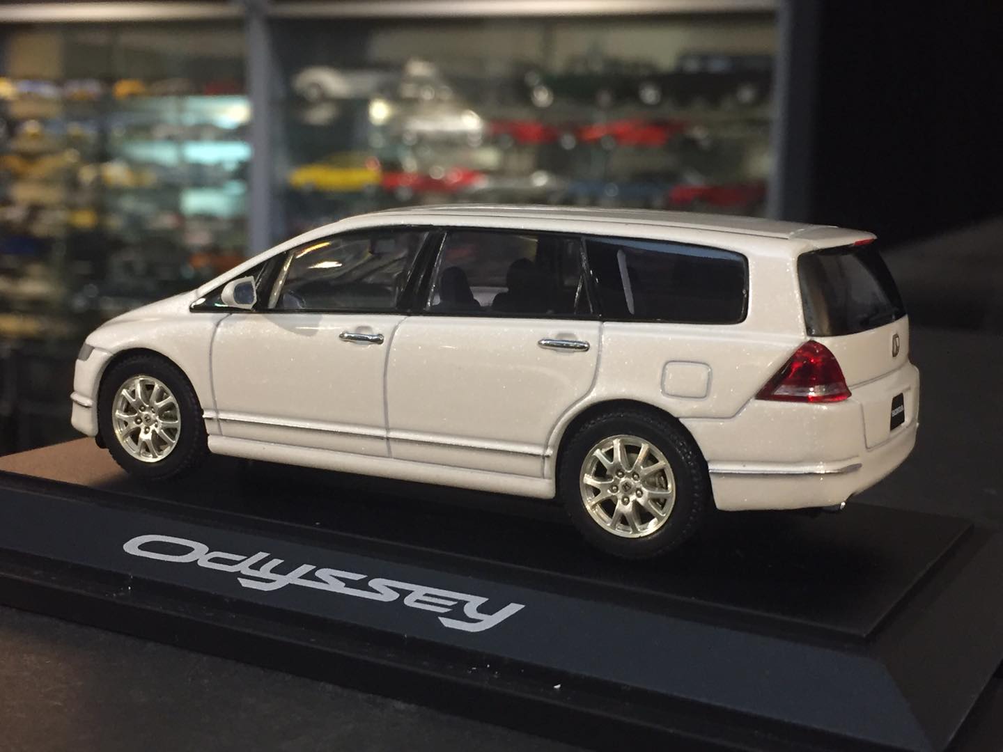 1/43 Ebbro. Honda Odyssey. Metallic white. $99.00