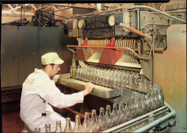 Coca-Cola plant, San Francisco, CA (1982) Photo by Elisa Leonelli