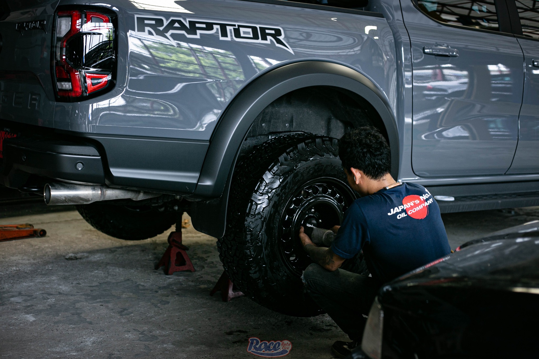 Ford Raptor V8 turbo 400 ม้า ออก จาก showroom ก็มาเลย 💙 +‼ ใส่ล้อใหม่ ...