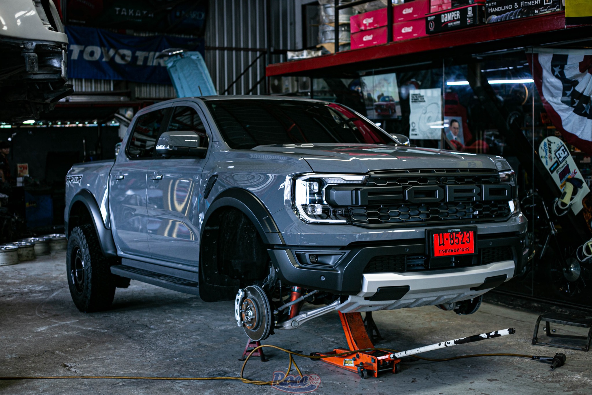 Ford Raptor V8 turbo 400 ม้า ออก จาก showroom ก็มาเลย 💙 +‼ ใส่ล้อใหม่ ...