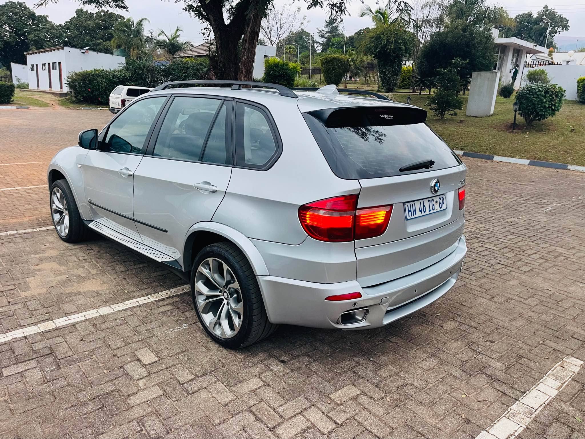 BMW X5 Extremely neat 3.0 diseal Very reliable,nothing to fix