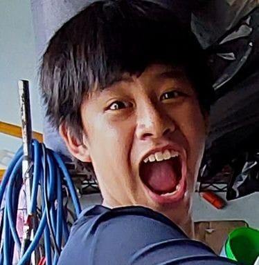 伍靖