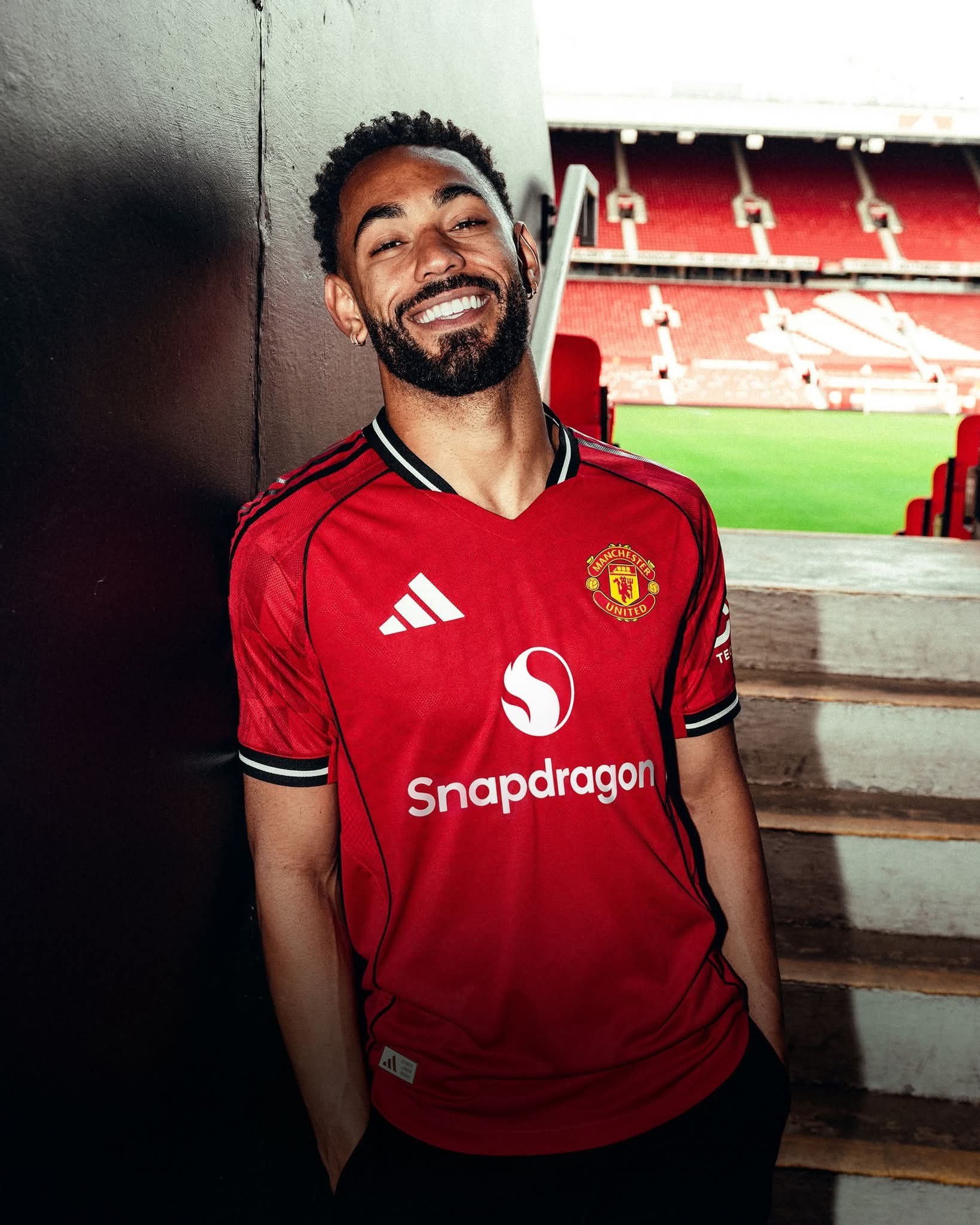 Matheus Cunha will officially wear number 10 for Manchester United