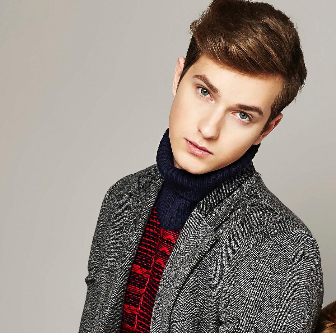 AVE model management