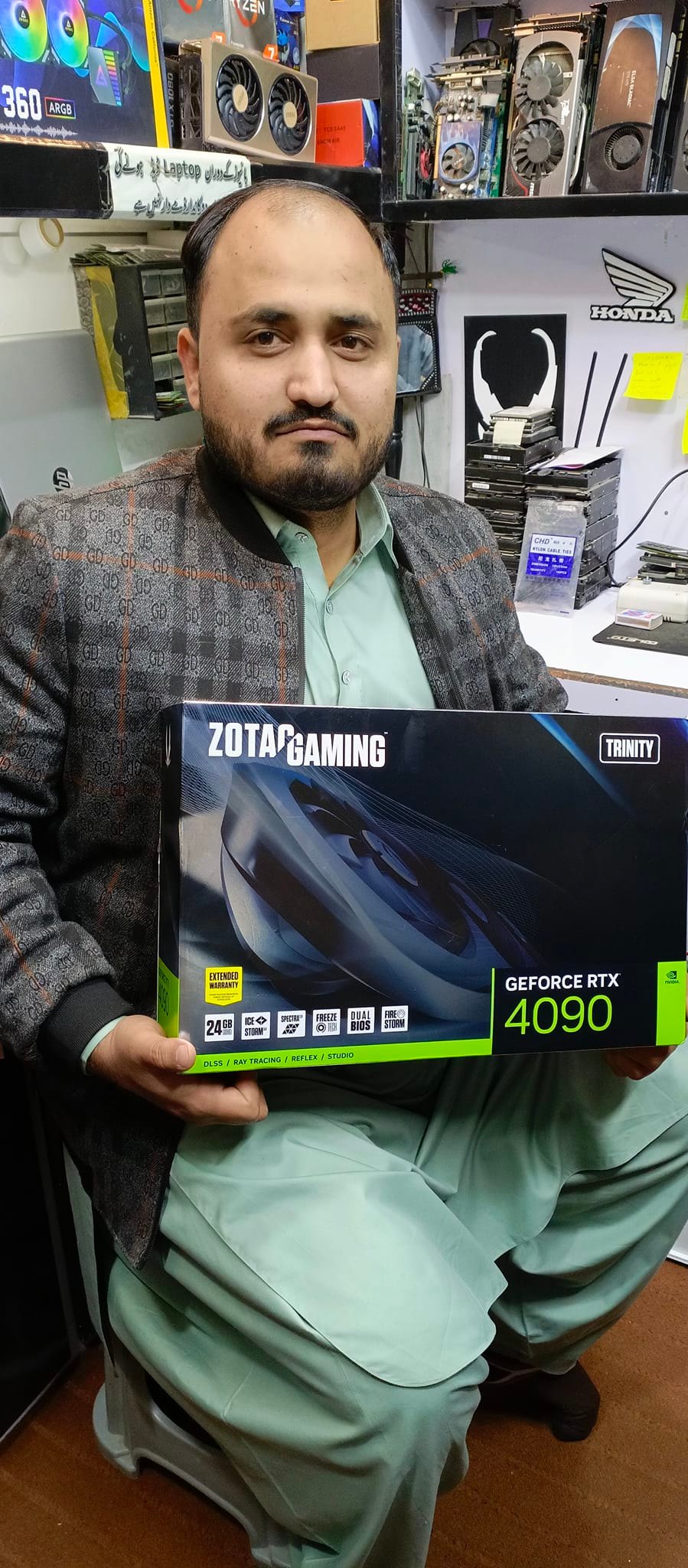 Qasim,computer