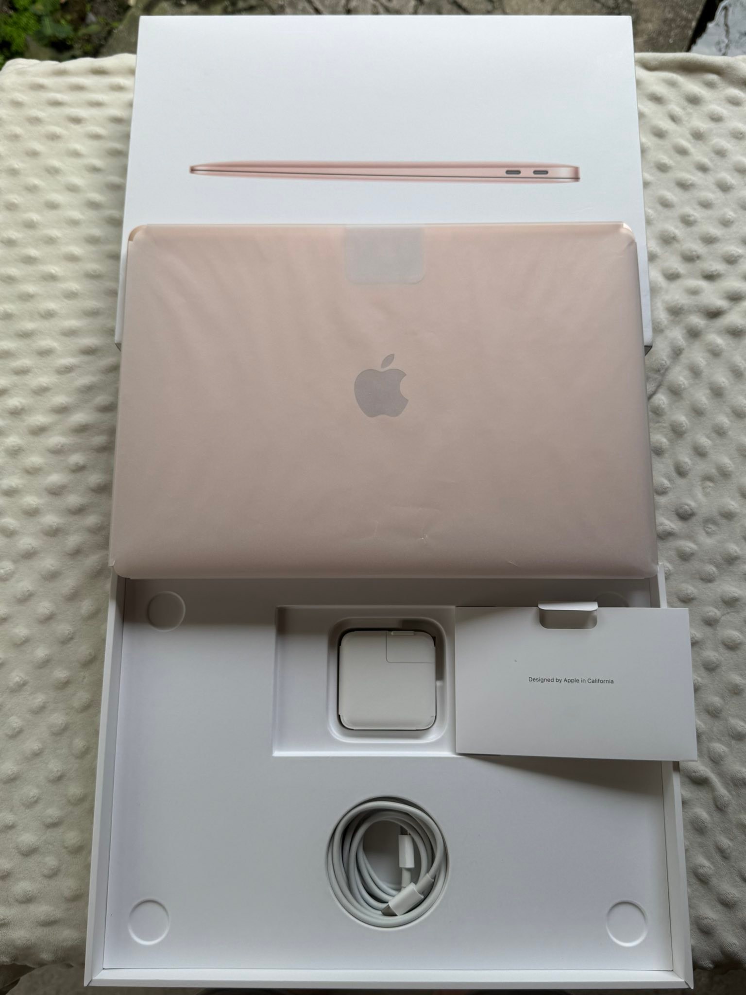 For Sale Macbook Air M1 | 256Gb 25k last price | 92% battery 