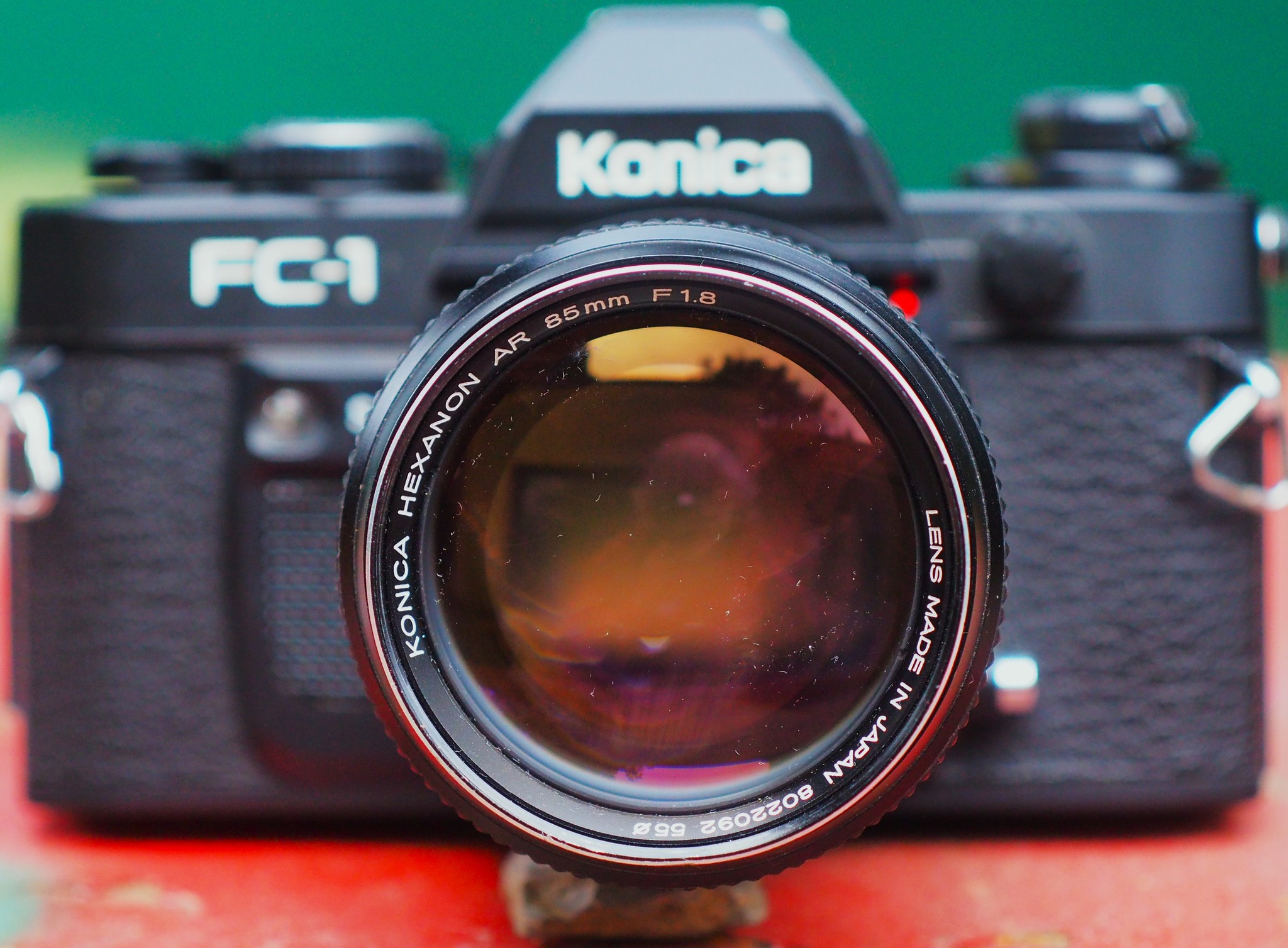 Konica Hexanon AR 85mm f/1.8 portrait lens review