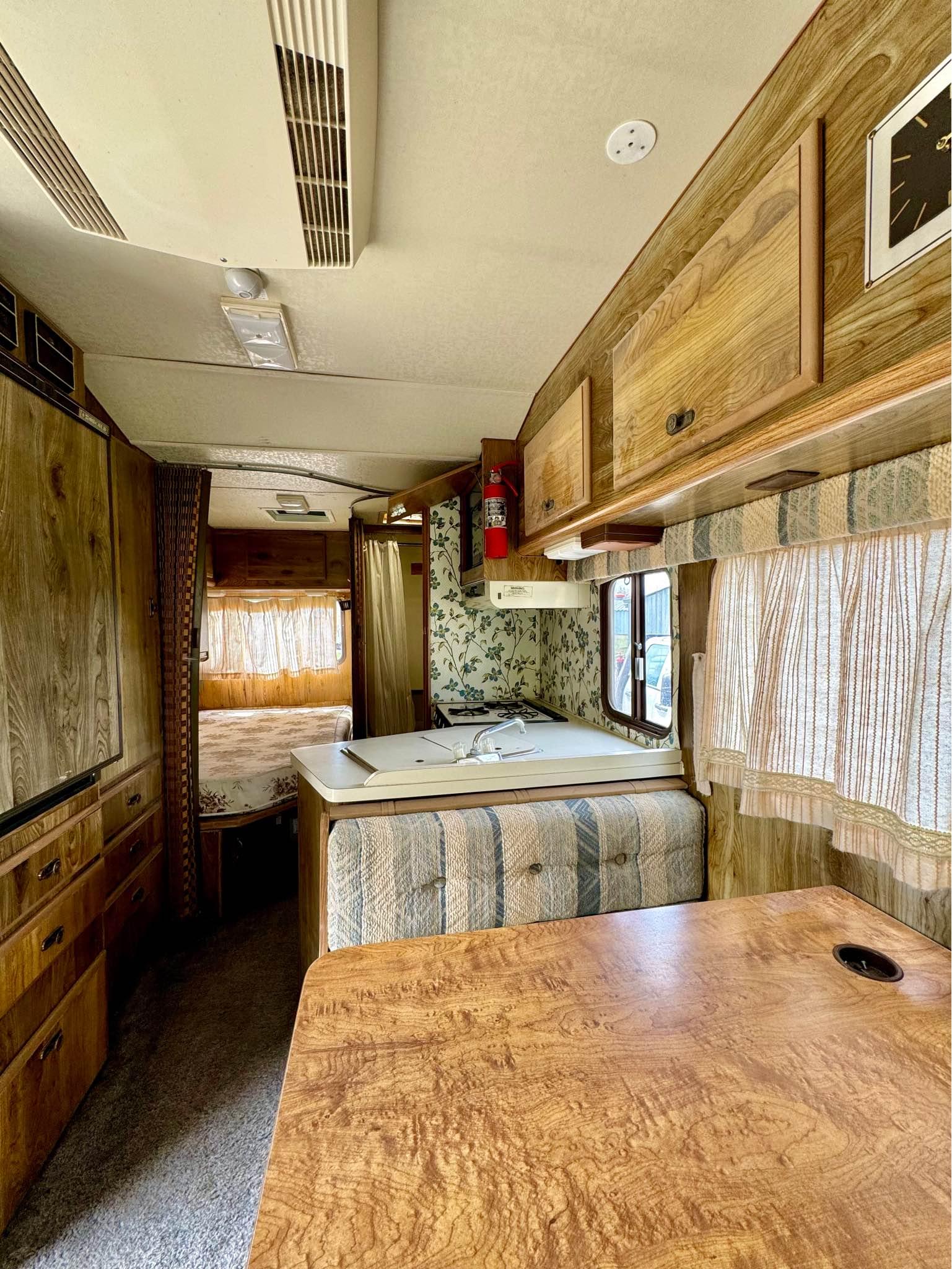 1985 Chevrolet fleetwood tioga arrow - RVs & Campers - Bozeman, Montana ...