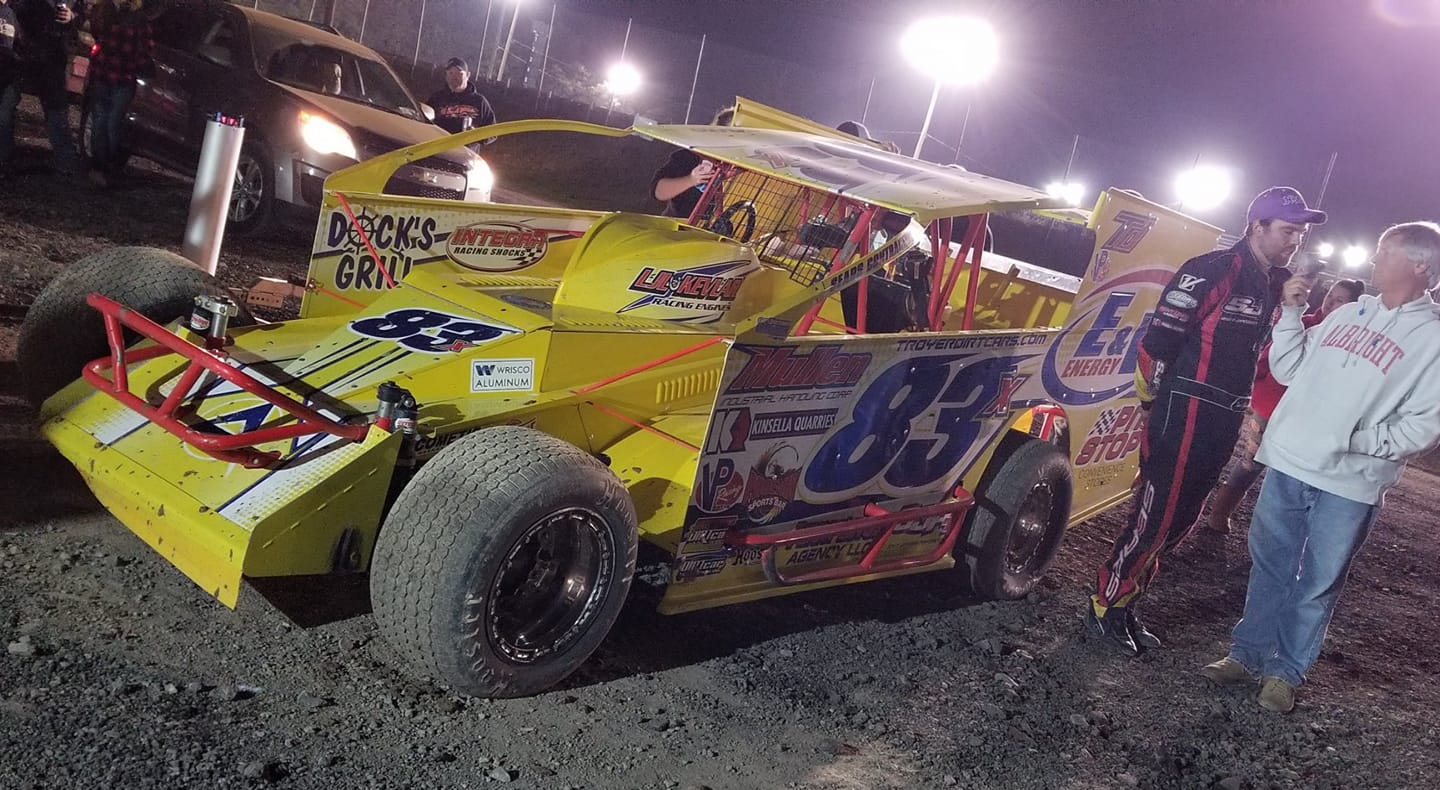 What a race! Tim Sears Jr. dominated... - Troyer Dirt Cars