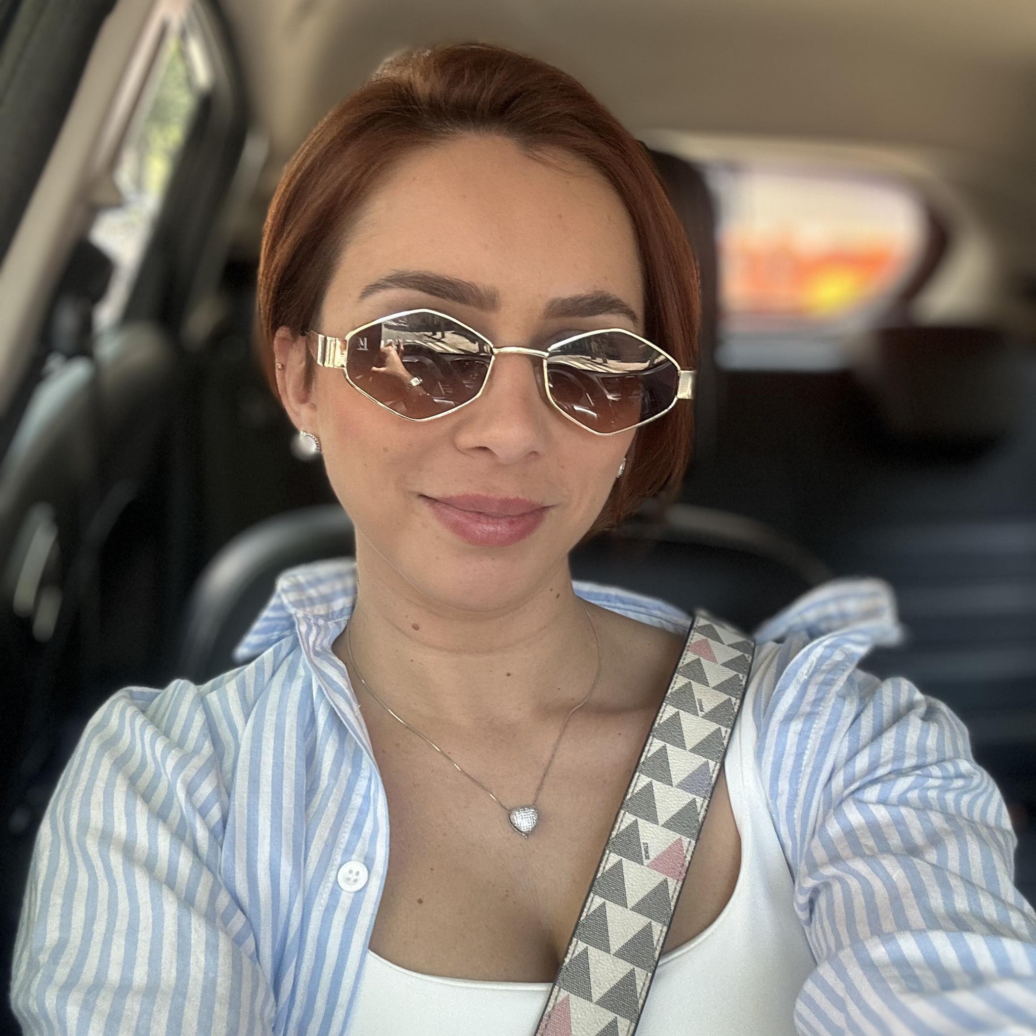 Chamei a dona da loja de roupas de LOUCA!! 😲🌸 Lilian Bortolini | Yurica ...