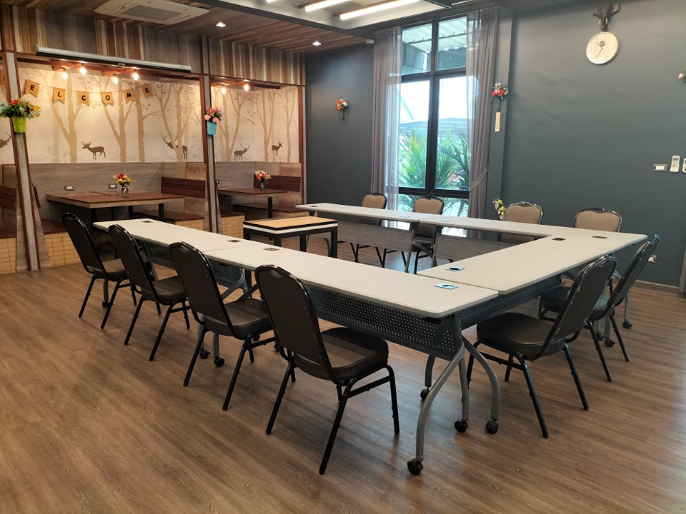 ห้องประชุมมานะมานี ขนาด 8x8... - มานะ มานี co working space | Facebook