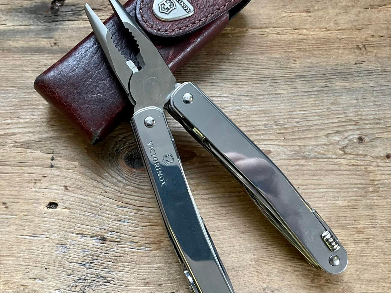 VICTORTINOX SWISS TOOL SPIRIT X