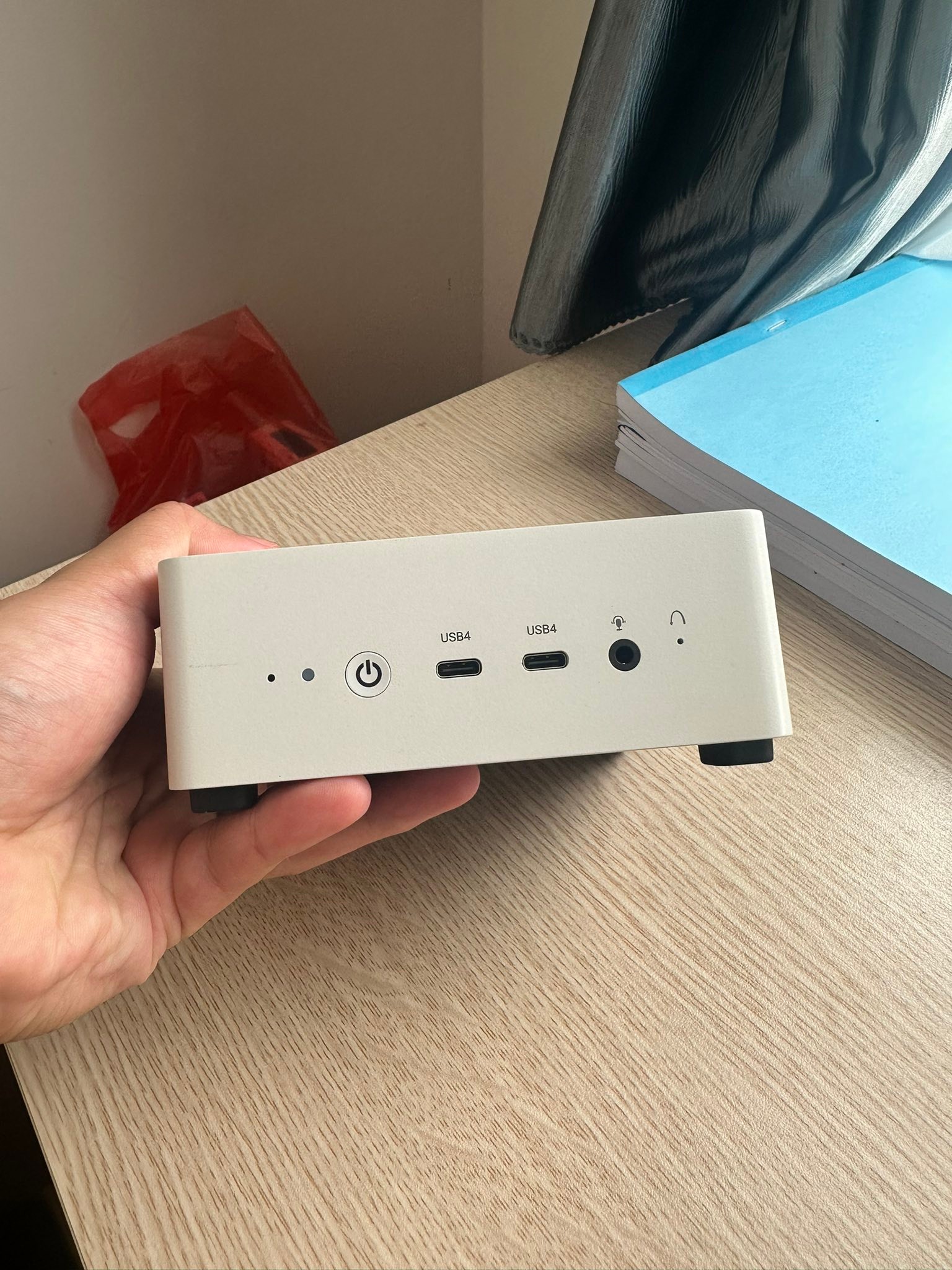 Tiny PC | E pass Miniforum UM780 Pro (màu trắng) mua tại Nava Store còn ...