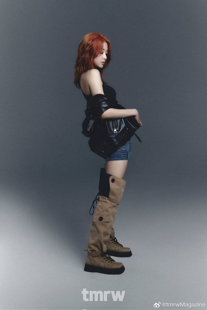 YUNJIN for tmrw Magazine China !!