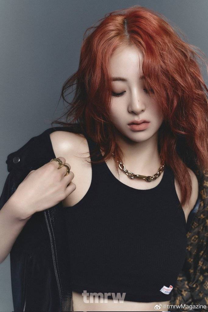 YUNJIN for tmrw Magazine China !!