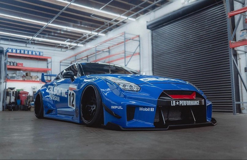 LIBERTY WALK®︎ LB-Silhouette WORKS GT NISSAN R35 GT-R No.3