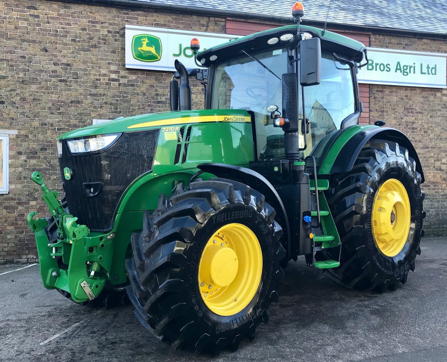 new-stock-tractor-john-deere-7270r-burden-bros-agri-ltd