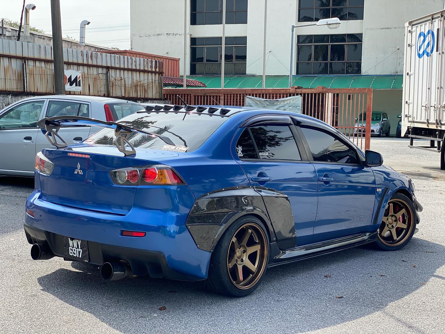 Mitsubishi Lancer with New 18 inch... - King of Rims Malaysia | Facebook