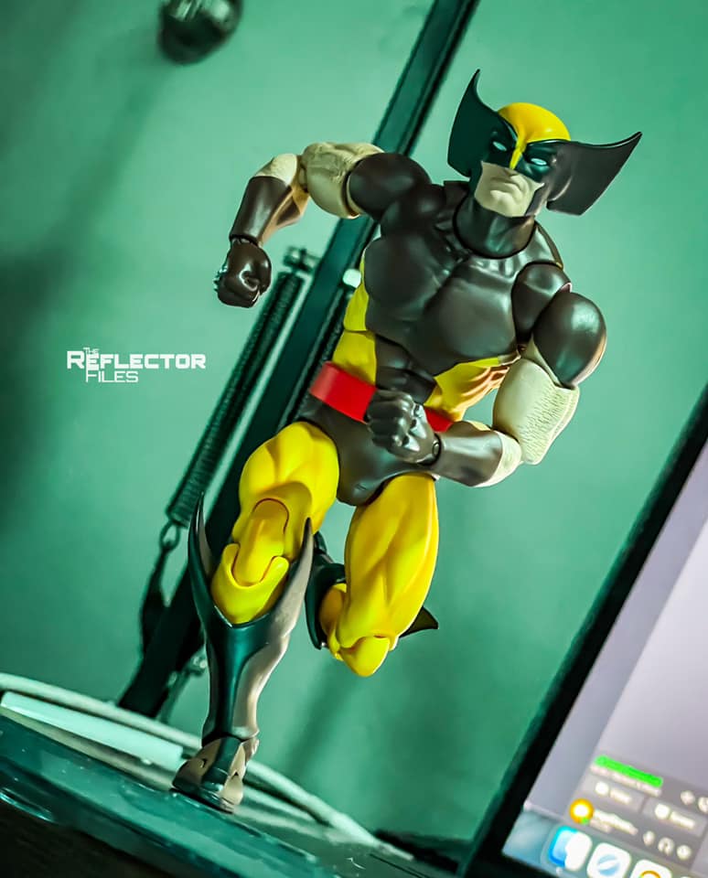 Mafex X-Force Wolverine figure review