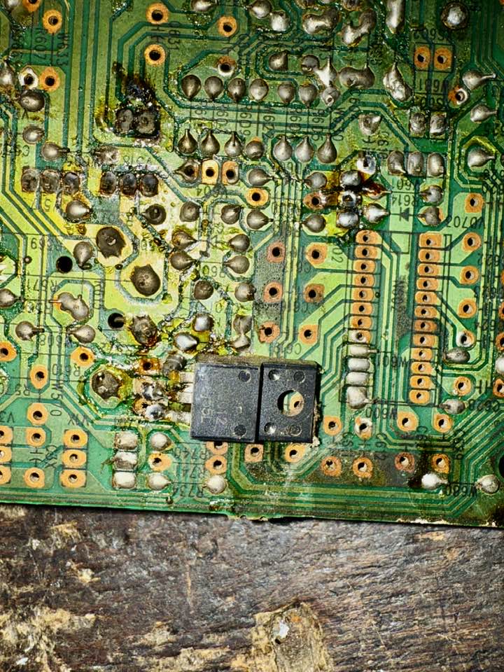 Alamin - Some technicians have a strange habit — they install ...